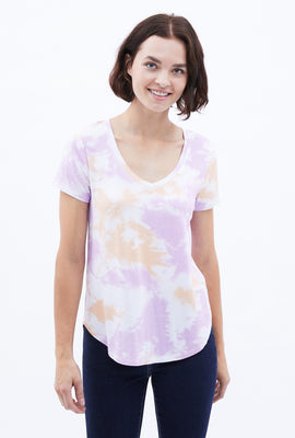 Basic V-Neck Tee